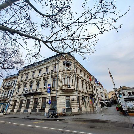 Antique Hostel Букурещ Екстериор снимка